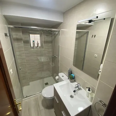 J&v Apartment *